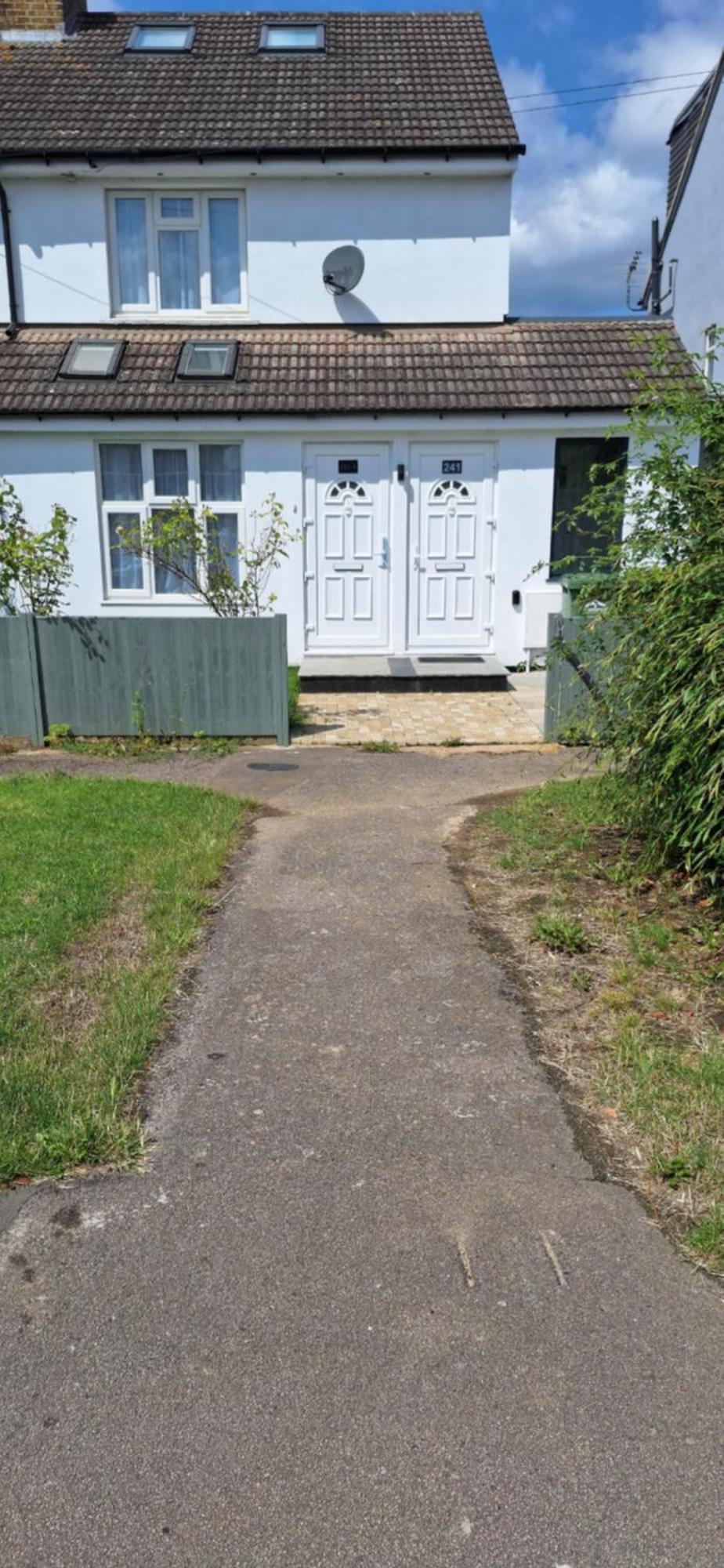 New 3 Bedrooms Flat In Ashford Near Heathrow Εξωτερικό φωτογραφία