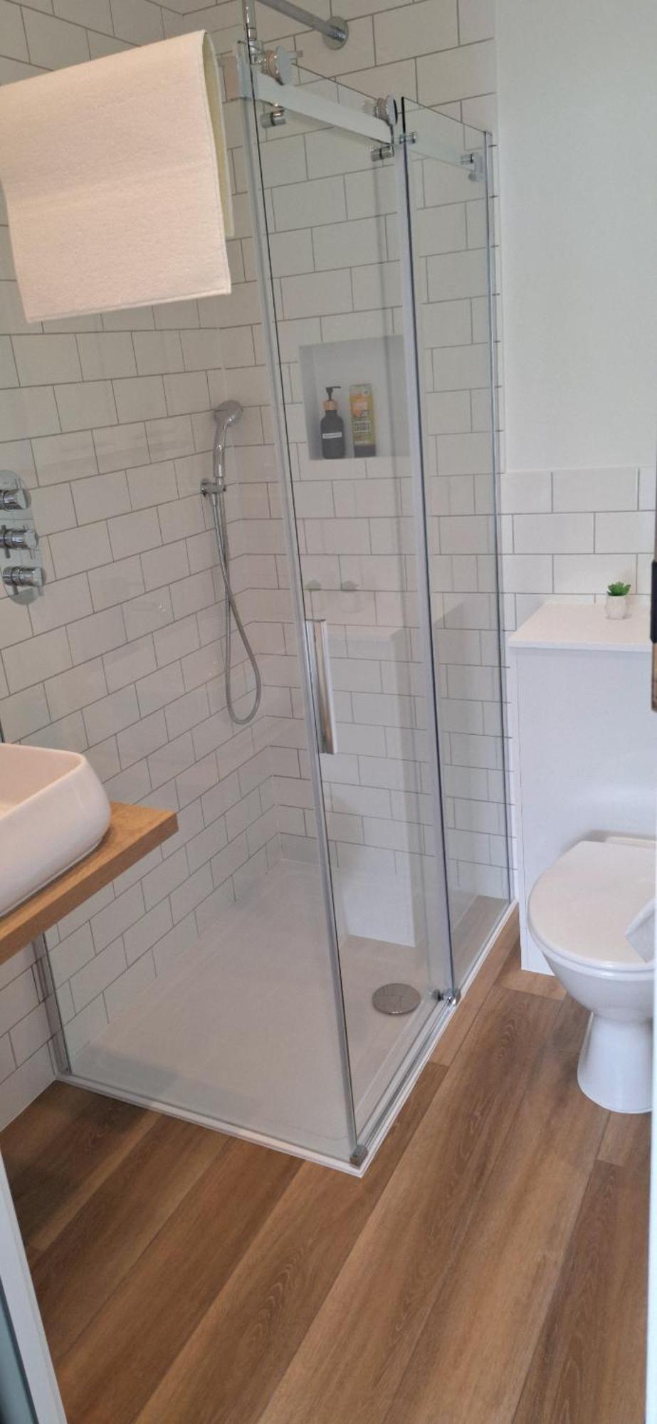 New 3 Bedrooms Flat In Ashford Near Heathrow Εξωτερικό φωτογραφία