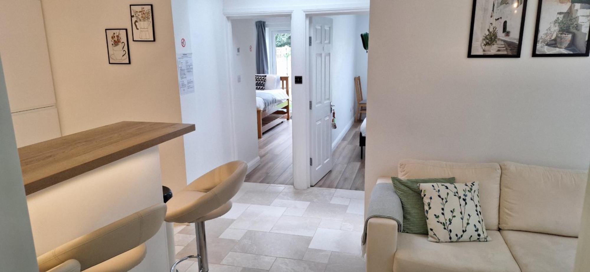 New 3 Bedrooms Flat In Ashford Near Heathrow Εξωτερικό φωτογραφία